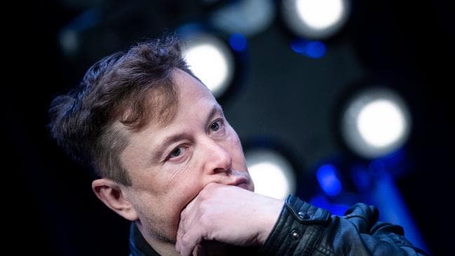 El jefe de Tesla, Elon Musk, critica las restricciones de coronavirus "fascistas"