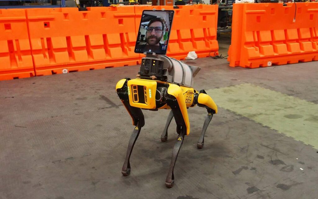 Le robot-chien Spot de Boston Dynamics est devenu docteur. © Boston Dynamics