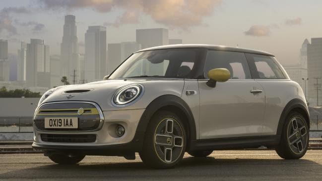 Mini revela precio local, especificaciones para escotilla eléctrica