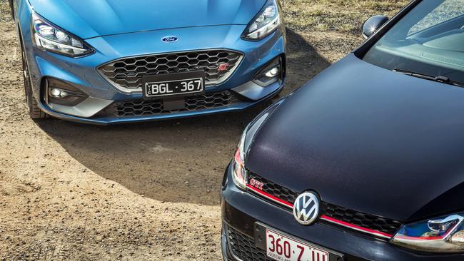 Ford Focus ST v Volkswagen Golf GTI