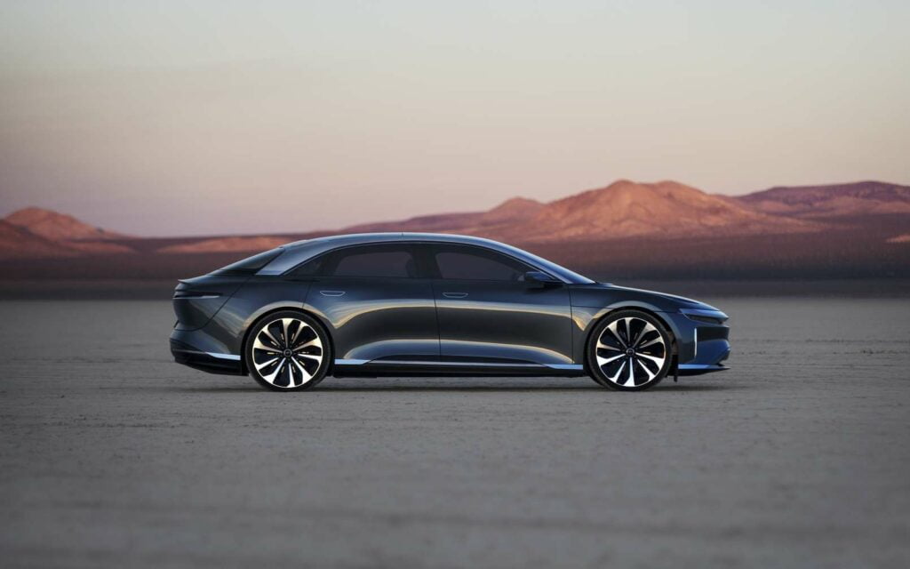 Lucid Air, el sedán eléctrico que se enfrenta a Tesla con más de 830 km de autonomía