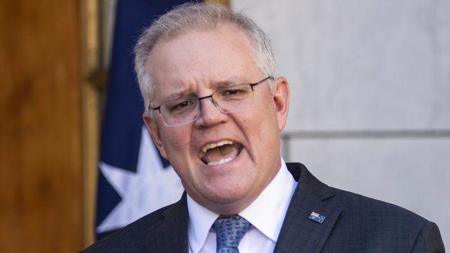 El primer ministro Scott Morrison advierte a los gigantes tecnológicos sobre las noticias