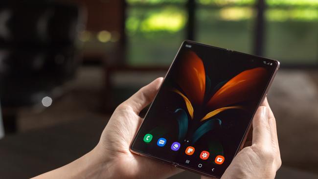 Samsung Galaxy Z Fold 2 disponible para pre-pedido a partir del 9 de septiembre por $ 2999