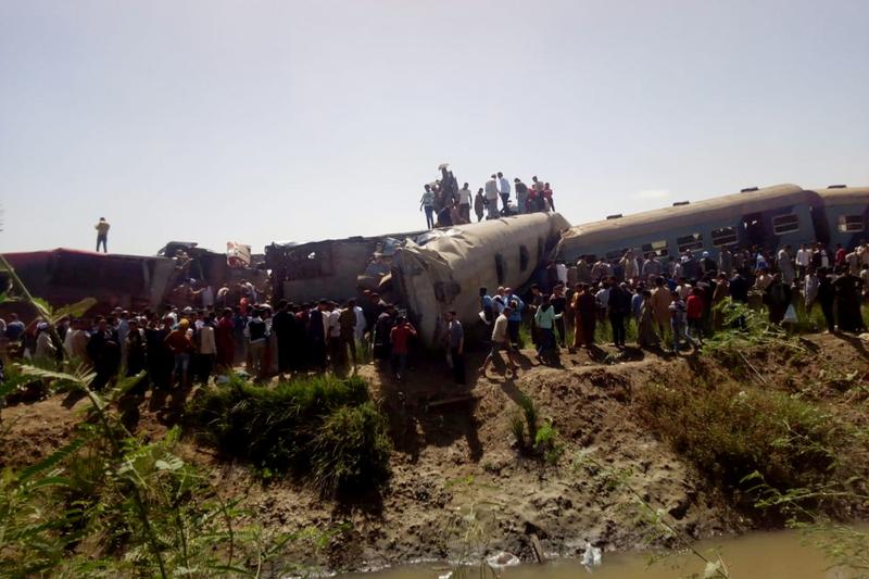 Accidente de tren en Egipto deja 32 muertos y decenas de heridos