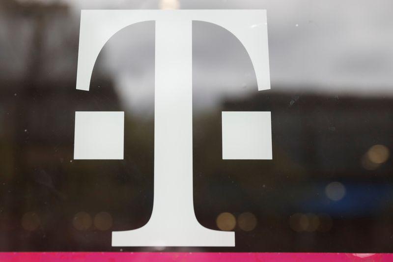 T-Mobile se asocia con Google para ofrecer YouTube TV