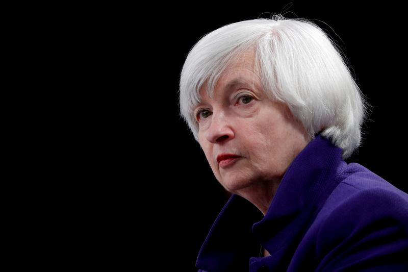 Yellen ahora está abierto a pagos de dividendos de bancos estadounidenses y recompras de acciones