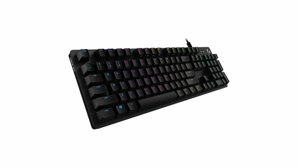 Ahorra 44 euros en el teclado mecánico Logitech G512 SE