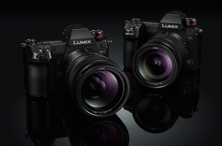 Lumix: una nueva lente fija y un lío de actualizaciones