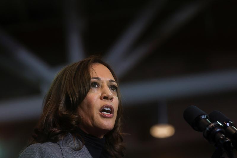 Harris mostrará el apoyo de Estados Unidos a las elecciones de Libia en la cumbre de París: funcionarios