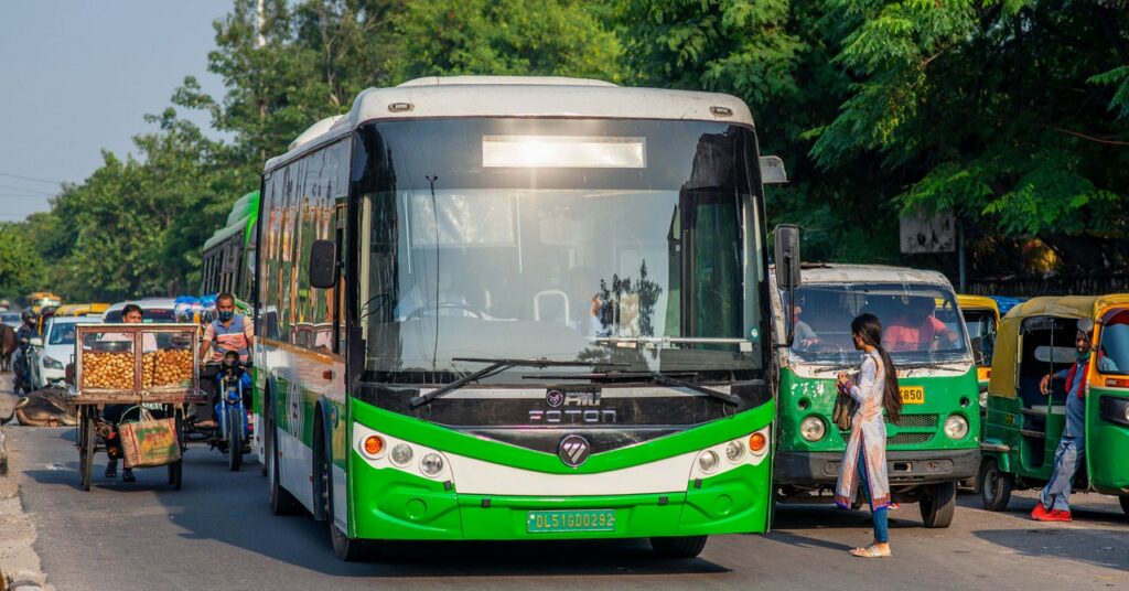 Cuando se trata de autobuses, ¿ganarán el hidrógeno o la electricidad?