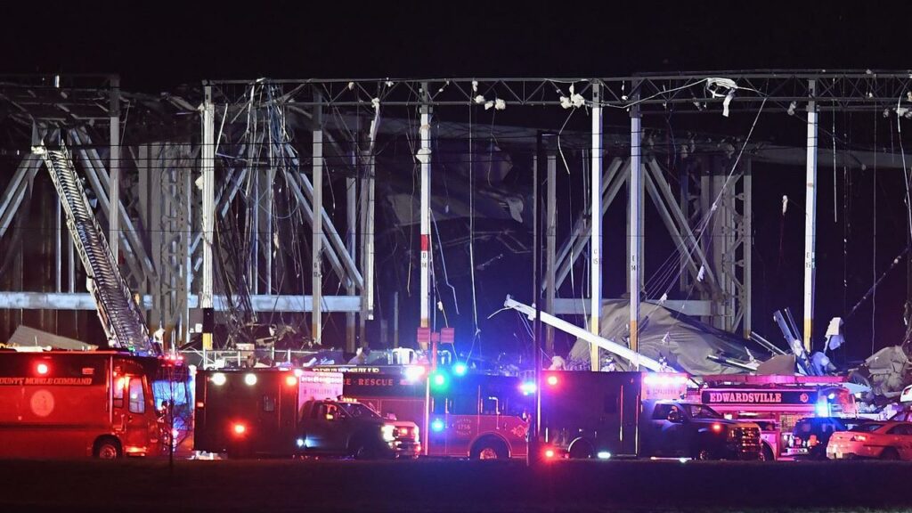 Tornado en EE. UU. Arrasa en varios estados, varios muertos y trabajadores de Amazon atrapados