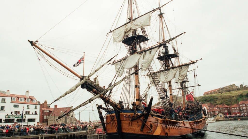 Cómo terminó el naufragio del HMB Endeavour cerca de la costa de Rhode Island