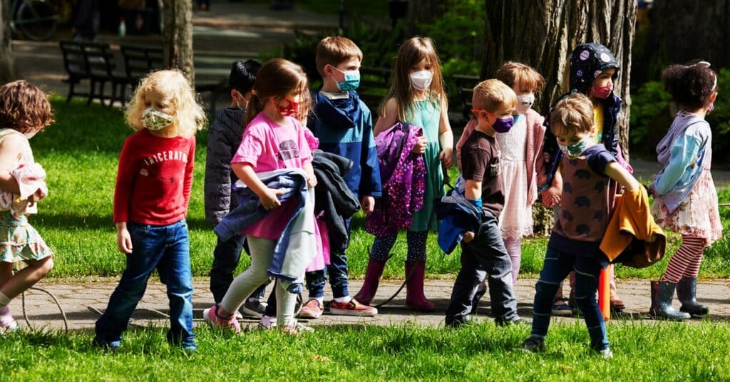 Las vacunas Covid para niños pequeños finalmente están aquí.  Ahora la parte más difícil