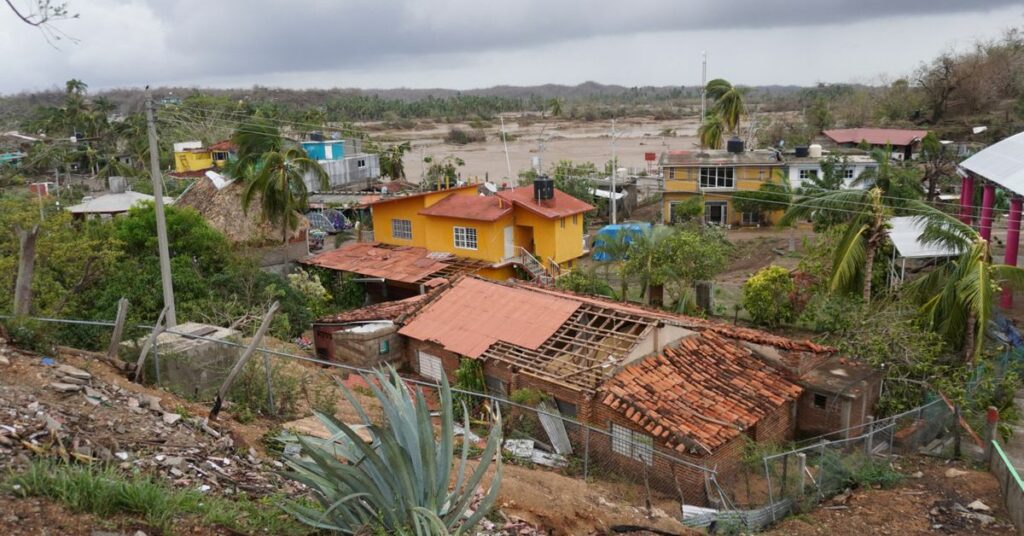 Hurricane Agatha makes landfall in southern Mexico