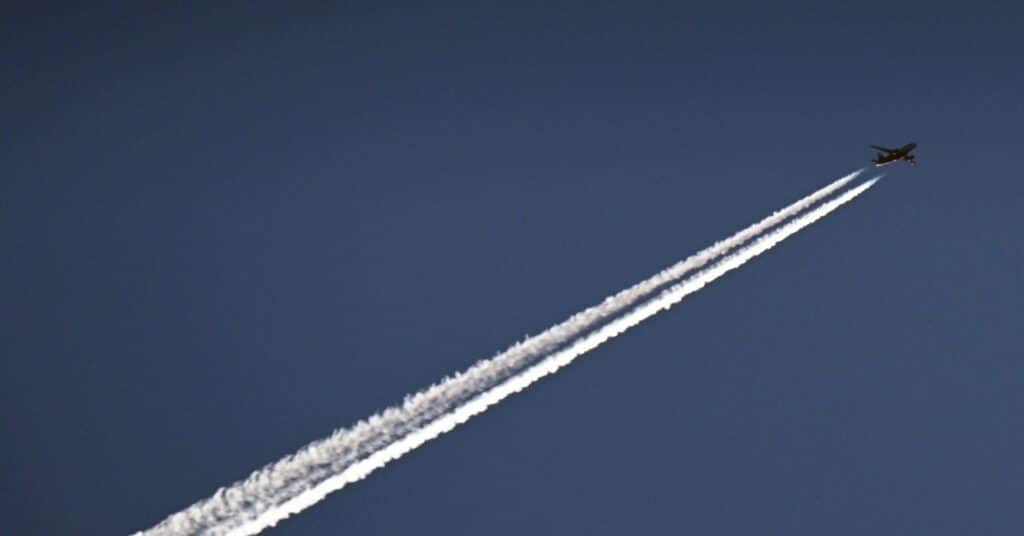 Las compensaciones de carbono por sí solas no harán que volar sea amigable con el clima