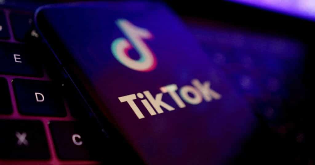 TikTok se eliminará de los teléfonos y dispositivos del Parlamento escocés - Sky News