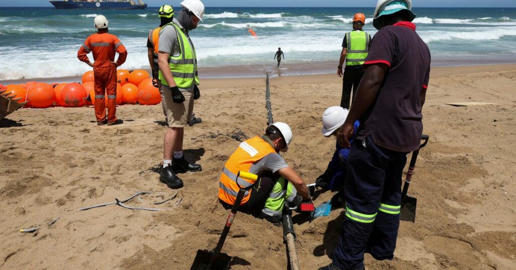 EXCLUSIVA: China planea cable de Internet submarino de $500 millones para competir con proyecto respaldado por EE. UU.