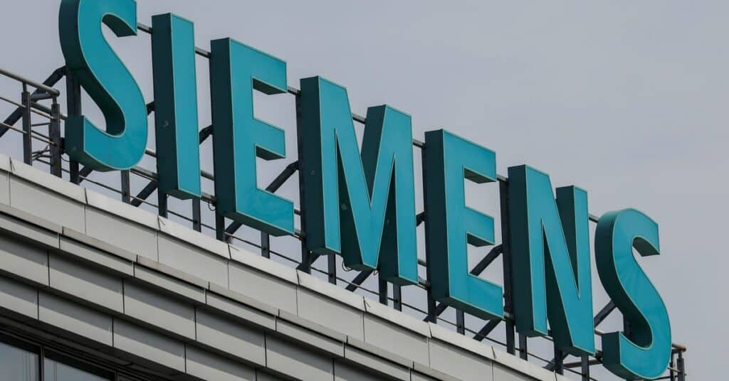 El proyecto de ley de datos de la UE pone en riesgo los secretos comerciales, dice Siemens, SAP