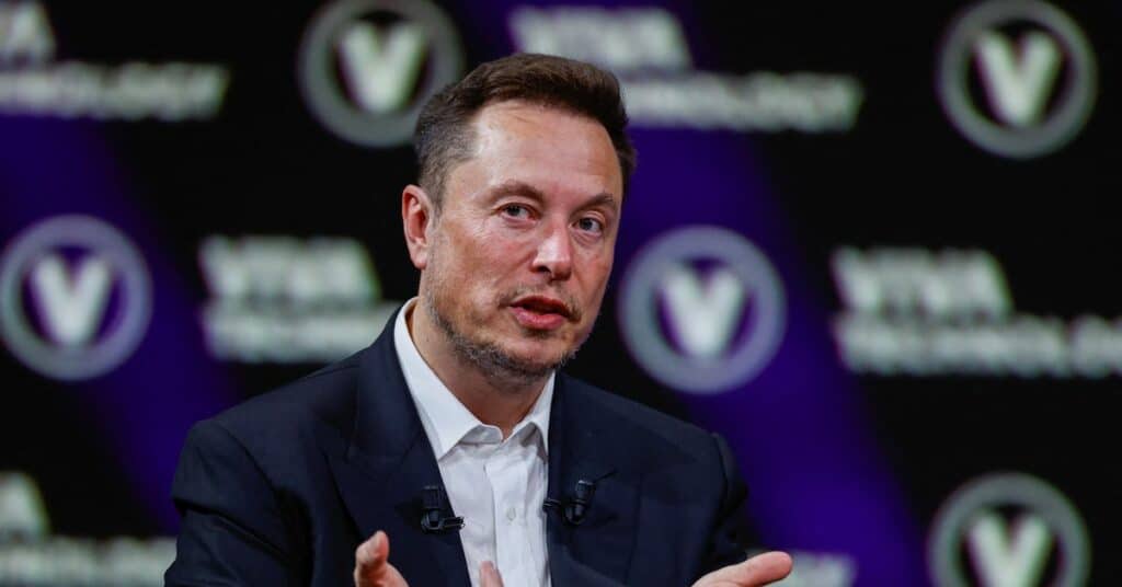 Elon Musk espera que Neuralink tenga su primer implante en humanos a finales de este año