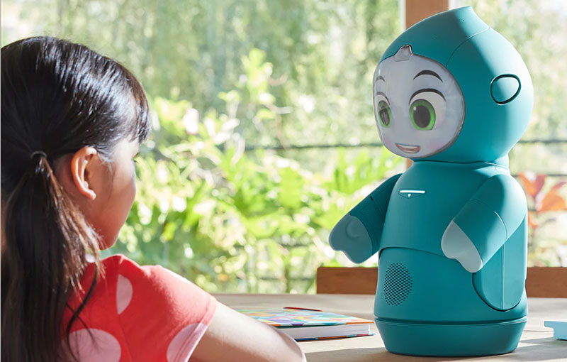 Robot con inteligencia artificial Moxie