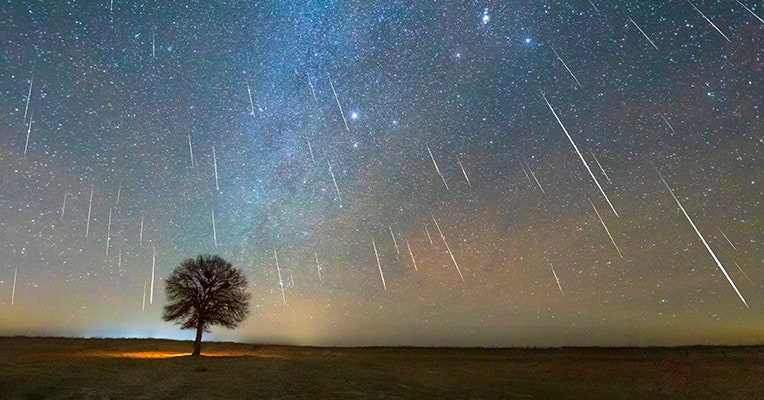 Cómo ver la espectacular lluvia de meteoritos de las Cuadrántidas esta noche