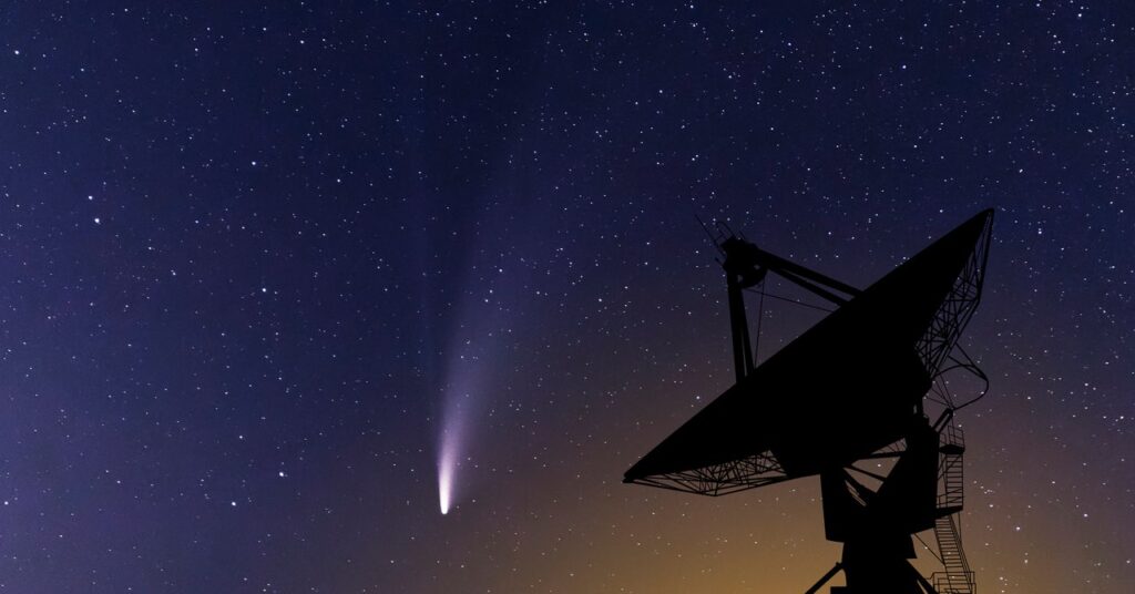 Se acerca el cometa más brillante de 2025. Así es como puedes verlo brillar