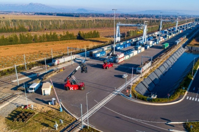 Le nouveau terminal rail-route d