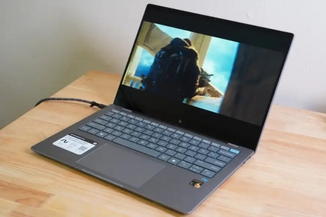 Test HP Omnibook X : La puce Snapdragon fait le plus gros du travail