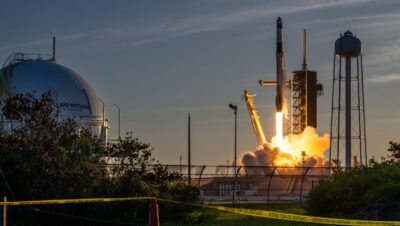 SpaceX prueba las correcciones de naves espaciales después de fallas consecutivas