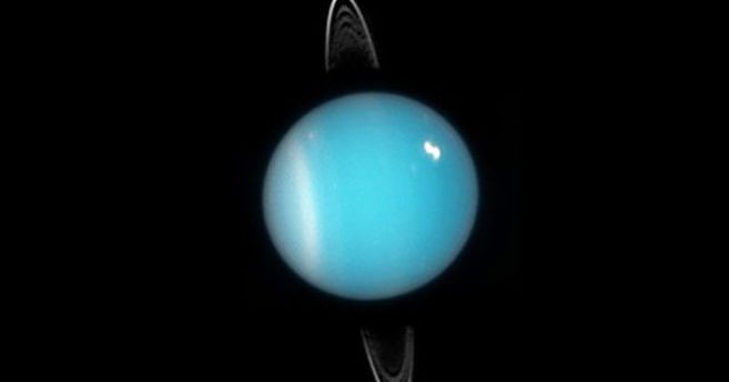 Un nuevo estudio revela la composición de la atmósfera de Urano